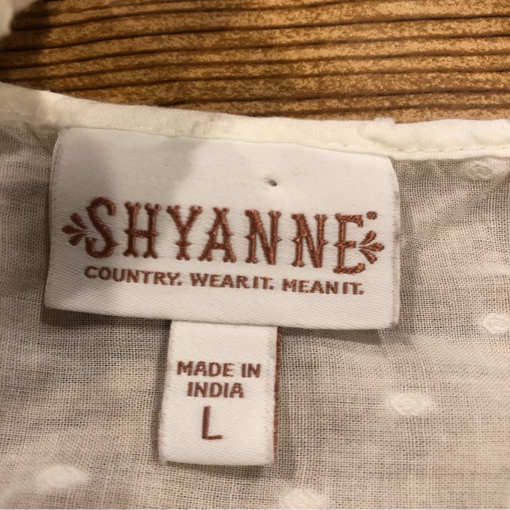 Large Shyanne Country Cowgirl sleeveless top - Picture 8 of 10